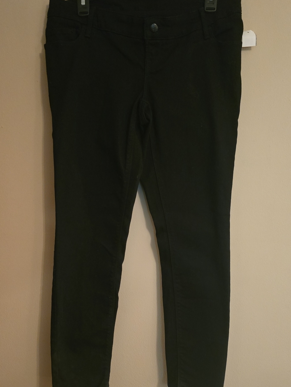 New Old Navy Wonen's 6 Short Maternity Black Rockkstar Skinny Denim Jeans